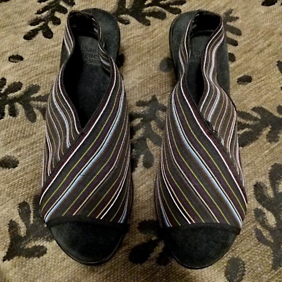 NWOT San Miguel Drayton Multicolour Striped Heeled Sandals - Picture 2 of 13